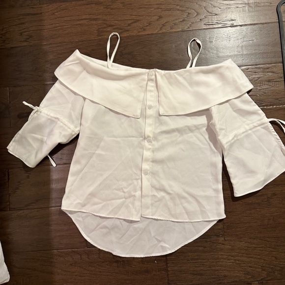 Off shoulder (White) Top - Picture 4 of 4
